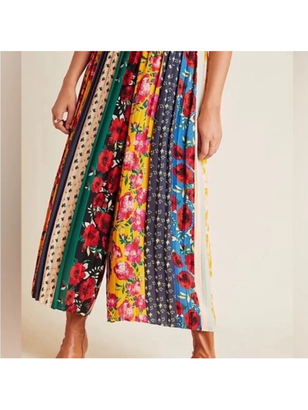 Anthropologie Mixed Floral Panel Pleated Cropped Pants Green, Yellow, Navy, Pink - Picture 2 of 10